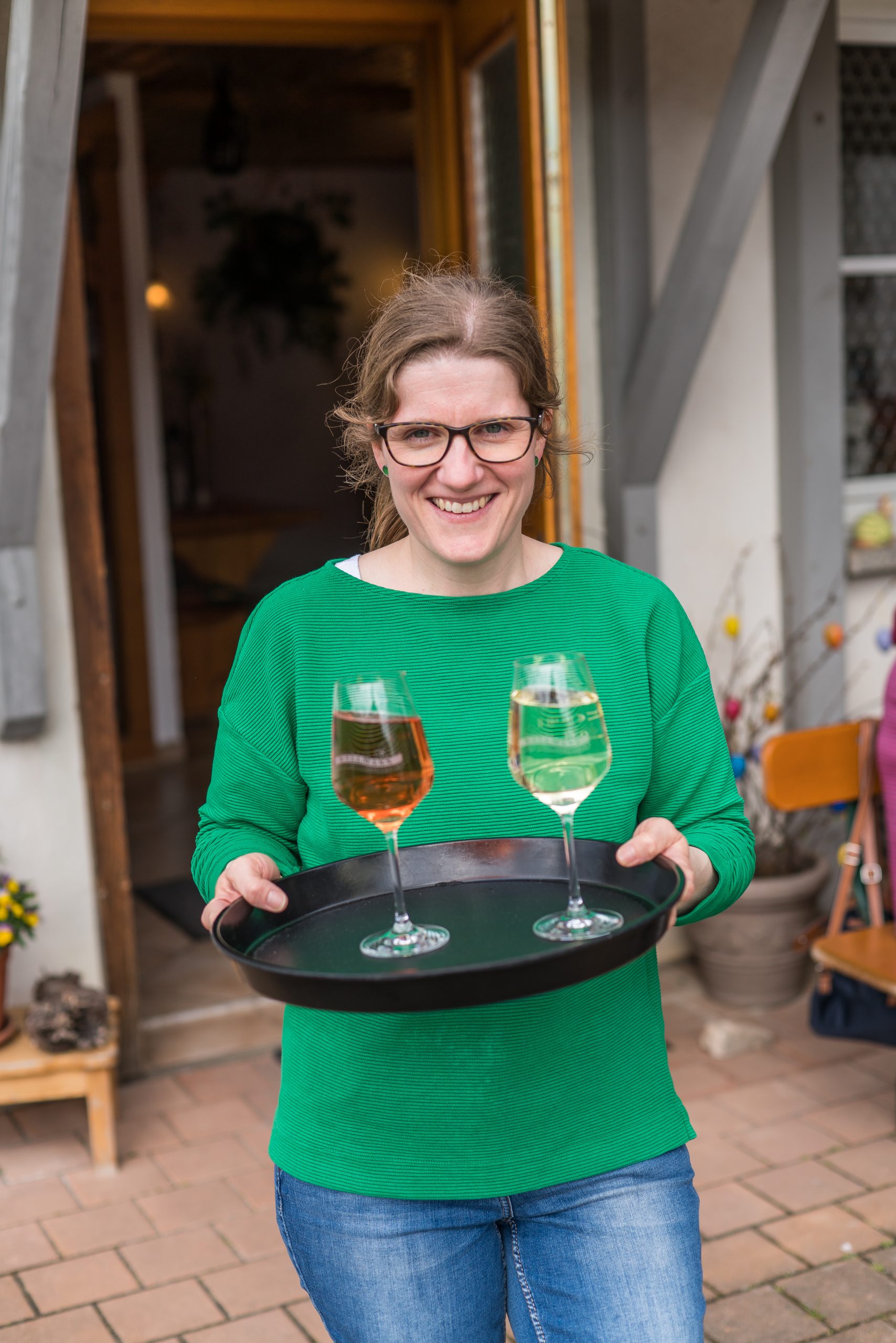 Weinstube geöffnet